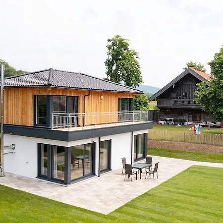 Сasa de vacaciones Im Mondseeland